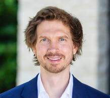 Dr. Christian Busch Dr. Christian Busch